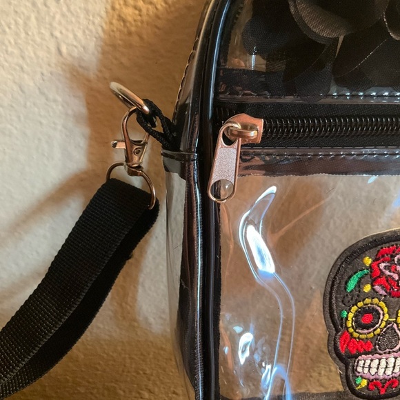 Sugar Skull Clear Crossbody Bag and Detachable Card Holder - Picture 5 of 6